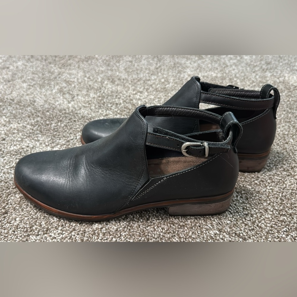 Naot booties